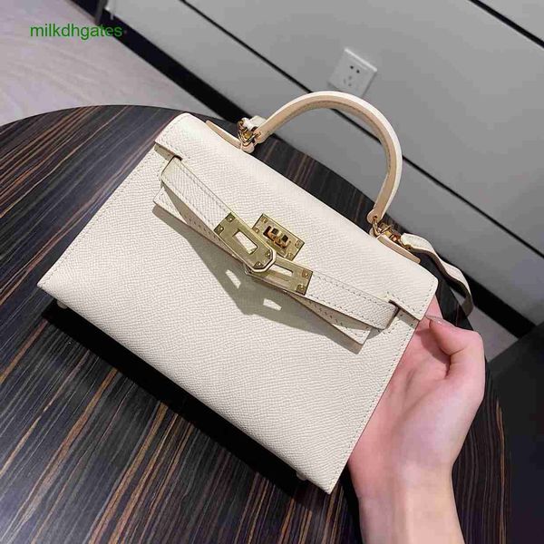 hermm kelys designer bags head layer cow leather second generation elephant gray high-grade foreign style women's mini portable texture
hermm kelys designer bags head layer cow leather second generation elephant gray high-grade foreign style women's mini portable texture