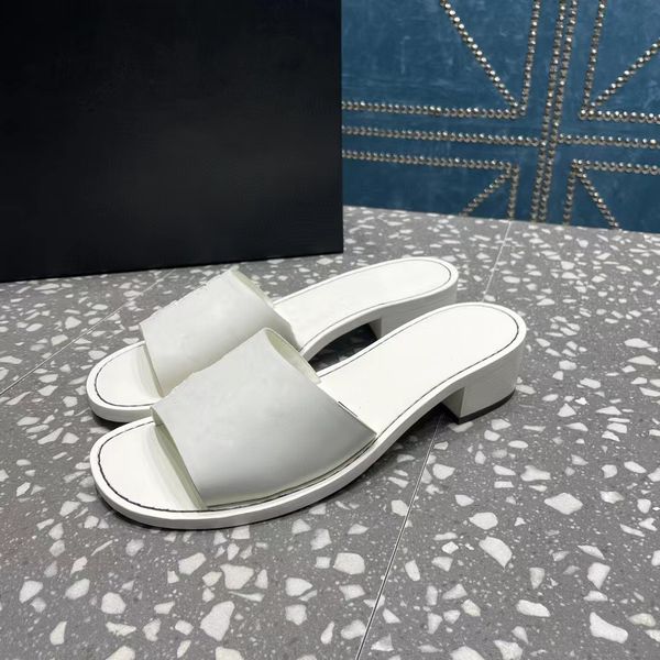 2023 luxury design women sandals summer fashion cowhide sandals slippers outdoor size 35-41, Black
2023 luxury design women sandals summer fashion cowhide sandals slippers outdoor size 35-41, Black