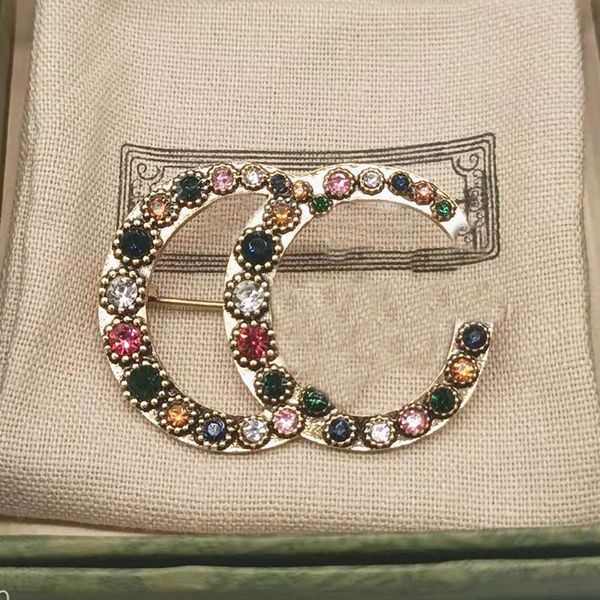 retro luxury classical designer men women pins brooches colored crystal diamond letter brooch pin for suit dress pins for wedding party, Gray
retro luxury classical designer men women pins brooches colored crystal diamond letter brooch pin for suit dress pins for wedding party, Gray