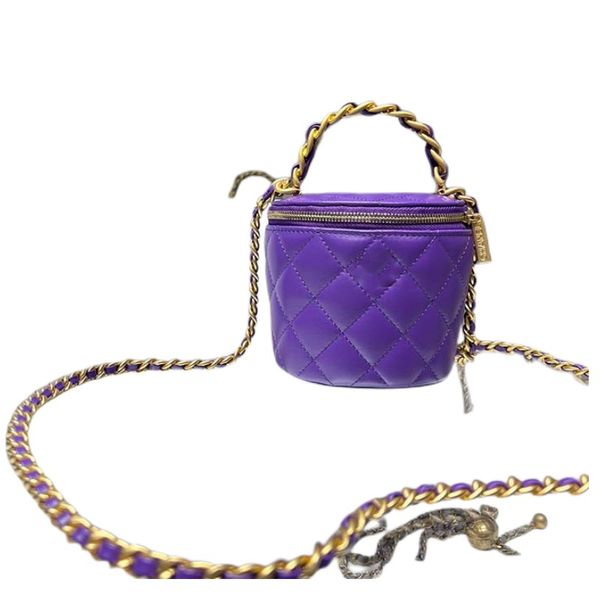 bags cosmetic bag fashion with mirror plain handbag classic cross body genuine bag leather fashion large capacity mini makeup bag
bags cosmetic bag fashion with mirror plain handbag classic cross body genuine bag leather fashion large capacity mini makeup bag