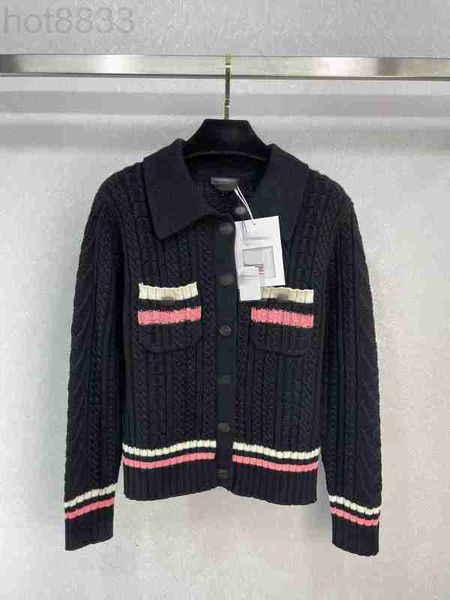 women's sweaters designer milan runway 2023 new spring lapel neck long sleeve brand same style coats na7b, White;black
women's sweaters designer milan runway 2023 new spring lapel neck long sleeve brand same style coats na7b, White;black