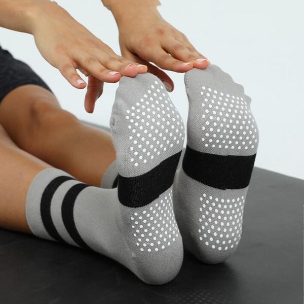 yoga socks with logo training sports non-slip socks striped glue skin-friendly anklet soft sweat absorpt socquette elastic straight socks me, Pink;yellow
yoga socks with logo training sports non-slip socks striped glue skin-friendly anklet soft sweat absorpt socquette elastic straight socks me, Pink;yellow