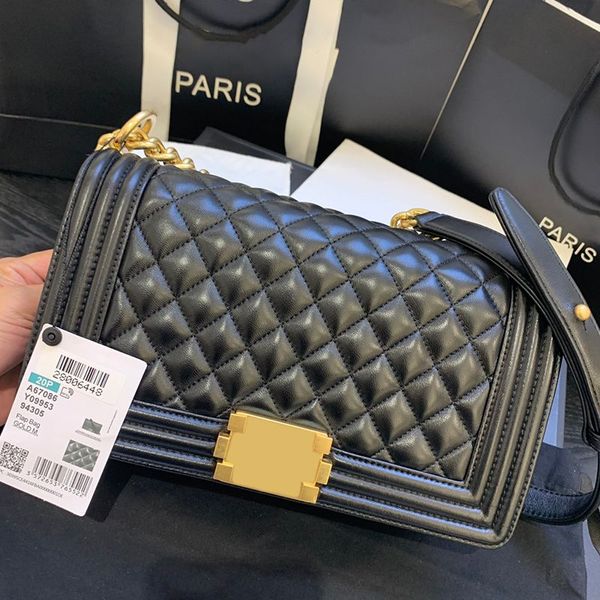 10A Mirror Quality Designer Mouth Cover Bag Medium 25cm Boy A67086 Womens Lambskin Flap Bag Luxury Shoulder Handbag With Box C269
10A Mirror Quality Designer Mouth Cover Bag Medium 25cm Boy A67086 Womens Lambskin Flap Bag Luxury Shoulder Handbag With Box C269