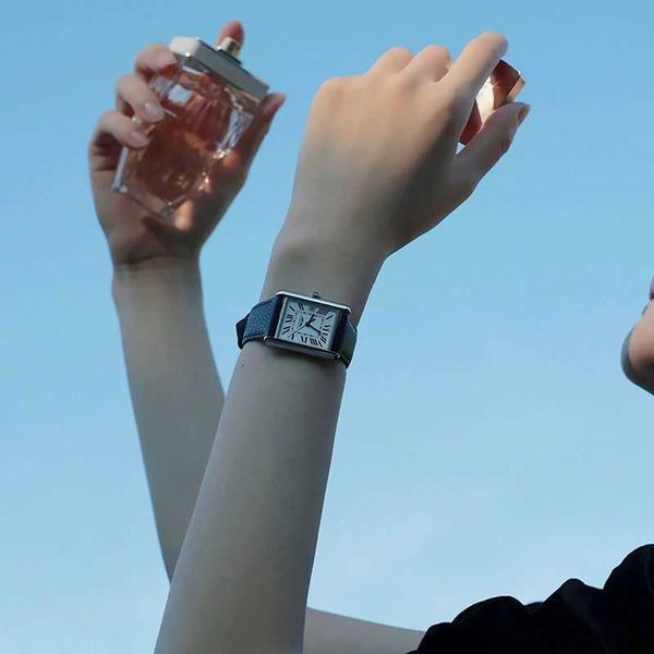 women watches luxury ladies square fashion accessory quartz mechanical movement swiss series new small luxury high-end women's watch m3, Slivery;golden
women watches luxury ladies square fashion accessory quartz mechanical movement swiss series new small luxury high-end women's watch m3, Slivery;golden