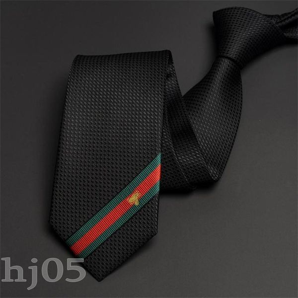 casual mens tie designer luxury ties fashionable lovers date formal wear embroidery pattern ordinary simply bee neckties for gentleman pj045, Blue;purple
casual mens tie designer luxury ties fashionable lovers date formal wear embroidery pattern ordinary simply bee neckties for gentleman pj045, Blue;purple