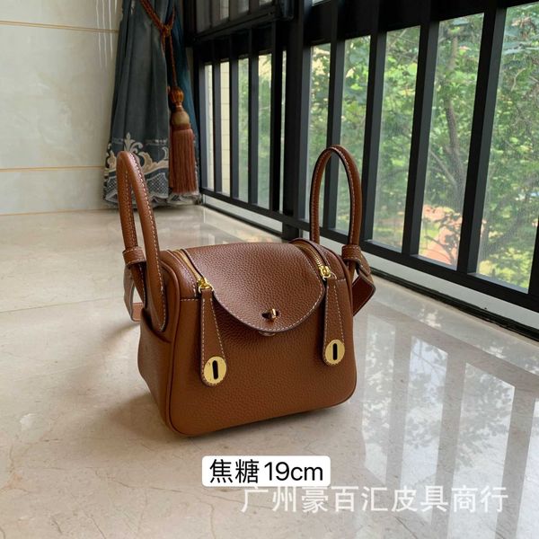 bags original designer 19 luxury lindys mini leather doctor's bag pillow single shoulder diagonal cross portable women's head laye
bags original designer 19 luxury lindys mini leather doctor's bag pillow single shoulder diagonal cross portable women's head laye