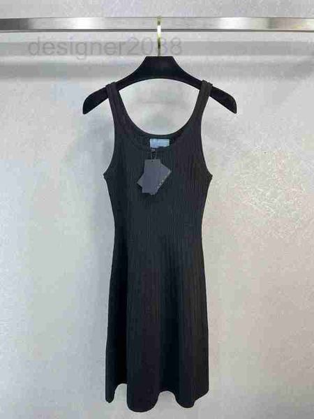 runway dresses designer 2023 new spring summer fashion brand same style dress milan dres 050s, Black
runway dresses designer 2023 new spring summer fashion brand same style dress milan dres 050s, Black