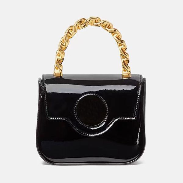 mini totes bag shoulder crossbody bags women bright leather handbag wallet head portrait hardware fixed chain handle detachable strap magnet
mini totes bag shoulder crossbody bags women bright leather handbag wallet head portrait hardware fixed chain handle detachable strap magnet