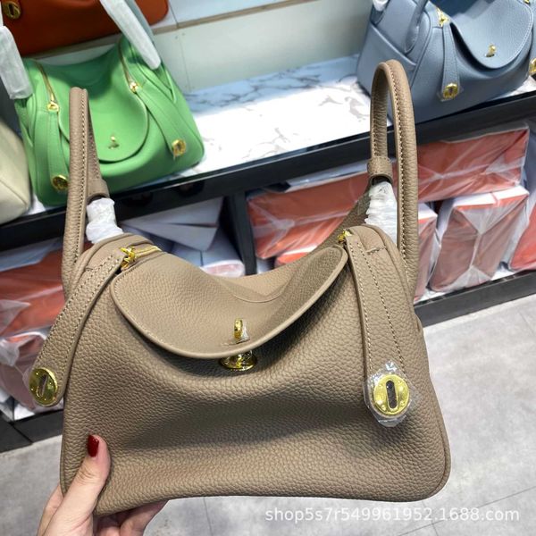 designer original brand double-shoulder bags doctor bao lindi bag soft cowhide lychee pattern portable one-shoulder cross-body versatile emb
designer original brand double-shoulder bags doctor bao lindi bag soft cowhide lychee pattern portable one-shoulder cross-body versatile emb