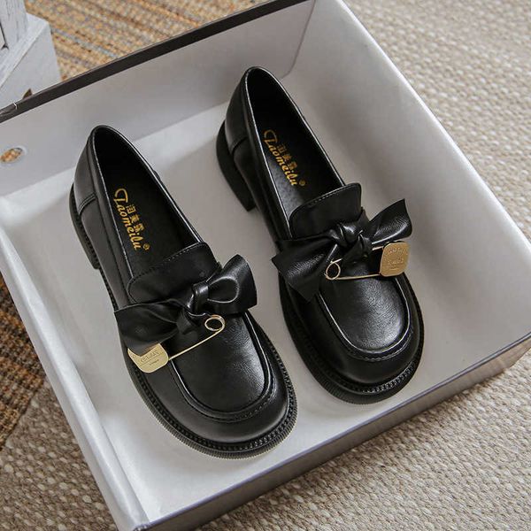 dress shoes japanned leather bowknot lolita shoes female big round toe brogues slip on loafers women fashion metal pin flats chaussure femme, Black
dress shoes japanned leather bowknot lolita shoes female big round toe brogues slip on loafers women fashion metal pin flats chaussure femme, Black