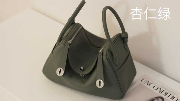 new original designer luxury bags swift cow leather hand-stitched wax thread lindys bag mini doctor's headband single-shoulder cross-bo
new original designer luxury bags swift cow leather hand-stitched wax thread lindys bag mini doctor's headband single-shoulder cross-bo