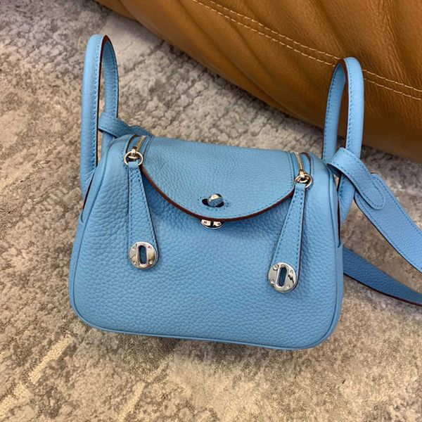 handmade luxury bags original designer lindys bag togo head layer cow leather doctor pillow single shoulder diagonal cross portable mini int
handmade luxury bags original designer lindys bag togo head layer cow leather doctor pillow single shoulder diagonal cross portable mini int