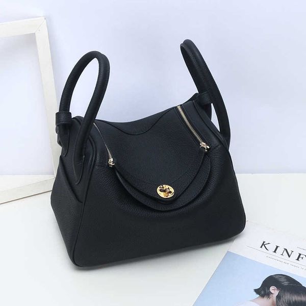 cross-body luxury designer bags original bag for women mini lindys doctor new type leather 4 74kb
cross-body luxury designer bags original bag for women mini lindys doctor new type leather 4 74kb