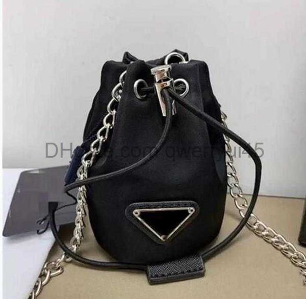 qwertyui45 wallets luxury key chain mini bag designer lovely change wallet handmade leather key chain fashion men's and women's pu, Red;black
qwertyui45 wallets luxury key chain mini bag designer lovely change wallet handmade leather key chain fashion men's and women's pu, Red;black