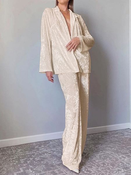 women's sleepwear hiloc velvet sleepwear long sleeve women sets lapel nightwear women's pajamas knitting trouser suits single brea, Black;red
women's sleepwear hiloc velvet sleepwear long sleeve women sets lapel nightwear women's pajamas knitting trouser suits single brea, Black;red