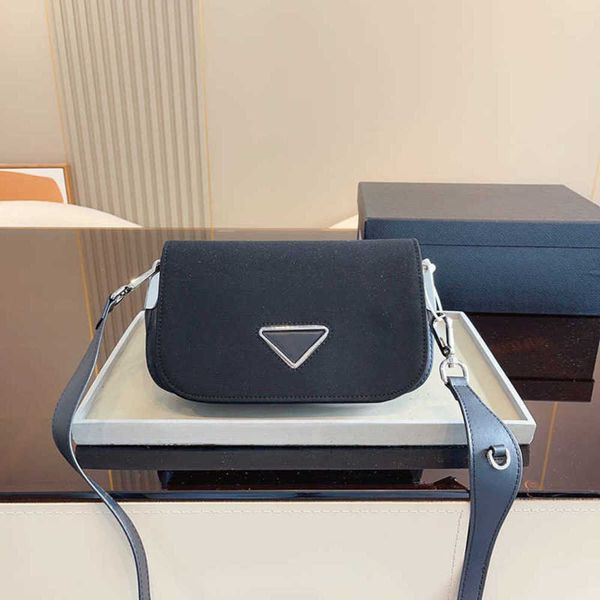 luxurys handbags designer bags women crossbody bag vintage solid color shoulder bags purse shopping handbag messenger 230109 
luxurys handbags designer bags women crossbody bag vintage solid color shoulder bags purse shopping handbag messenger 230109