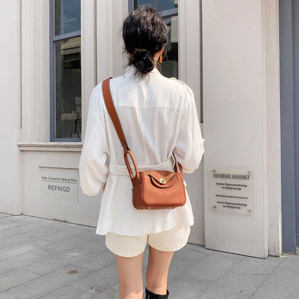bags original designer 2023 luxury mini lindys headcoat togo cowhide women's bag single shoulder cross-sleeve ww0s
bags original designer 2023 luxury mini lindys headcoat togo cowhide women's bag single shoulder cross-sleeve ww0s