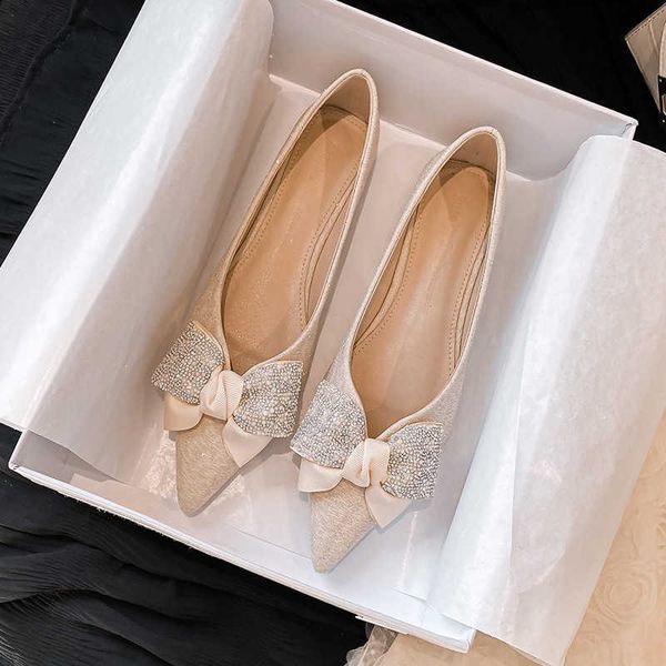 dress shoes small beads bowknot ballet flats women glitter silk wedding shoes woman slip on loafers female pointed toe moccasins big size 43, Black
dress shoes small beads bowknot ballet flats women glitter silk wedding shoes woman slip on loafers female pointed toe moccasins big size 43, Black