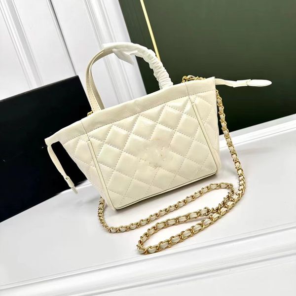 shoulder bags the latest double-shoulder western-style carry-on messenger bag chain bag is sweet and versatile for daily commuting
shoulder bags the latest double-shoulder western-style carry-on messenger bag chain bag is sweet and versatile for daily commuting