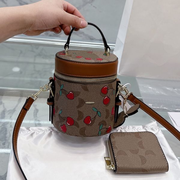 designer bags crossbody bag luxurys handbags women mini bucket bag fashion trend cherry pattern purse handbag
designer bags crossbody bag luxurys handbags women mini bucket bag fashion trend cherry pattern purse handbag
