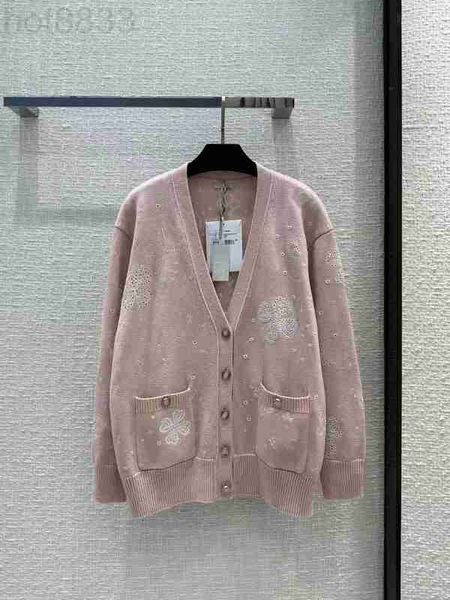 women's sweaters designer milan runway 2023 new spring long sleeves v neck print sweater high end jacquard cardigan sweate hpru, White;black
women's sweaters designer milan runway 2023 new spring long sleeves v neck print sweater high end jacquard cardigan sweate hpru, White;black