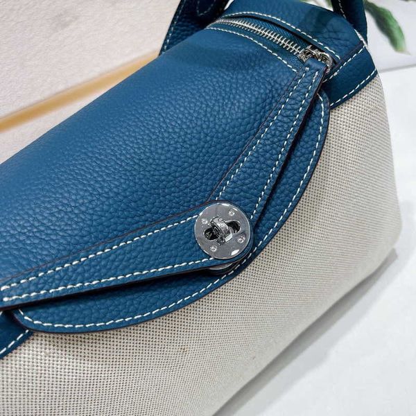 designer luxury bags 2023h original layer cow leather with linen canvas real lindys bag fashion good quality medicine case shoulder hand 3 1
designer luxury bags 2023h original layer cow leather with linen canvas real lindys bag fashion good quality medicine case shoulder hand 3 1
