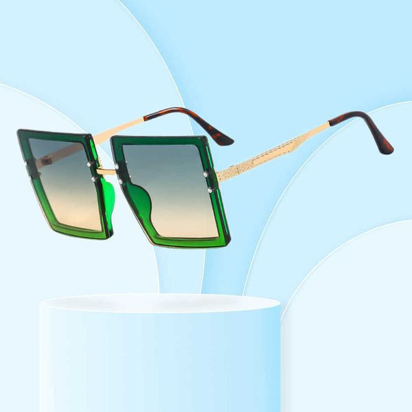 new fashion square large frame h family's same metal show avantgarde sunglasses ins net red trend, White;black
new fashion square large frame h family's same metal show avantgarde sunglasses ins net red trend, White;black