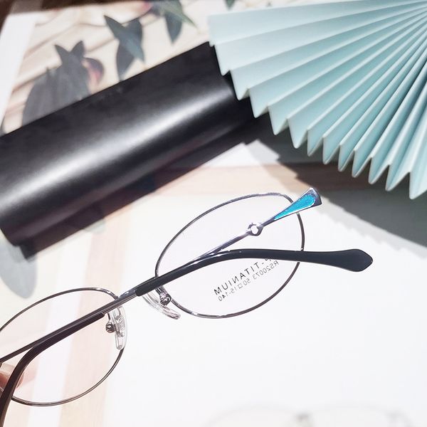 pure titanium full frame simple oval exquisite myopia glasses frame womens fashion personality goddess presbyopic temperament stable, Silver
pure titanium full frame simple oval exquisite myopia glasses frame womens fashion personality goddess presbyopic temperament stable, Silver