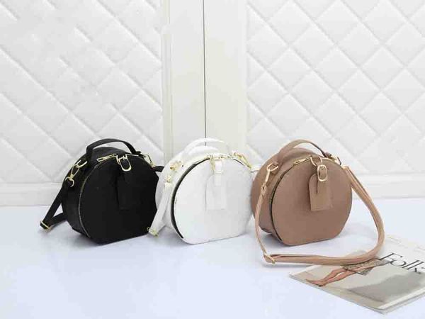 embossing round bags tote luxuries purses designer woman handbag bag cowhide shoulder crossbody nano handbags clutchs purse dhgate camera ba
embossing round bags tote luxuries purses designer woman handbag bag cowhide shoulder crossbody nano handbags clutchs purse dhgate camera ba