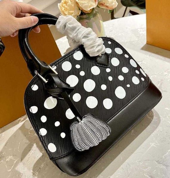 alma bb shell bag yk dots print handbag designer womens handle bag luruxy purse infinity dot padlock grained epi leather grained m46431 m531
alma bb shell bag yk dots print handbag designer womens handle bag luruxy purse infinity dot padlock grained epi leather grained m46431 m531
