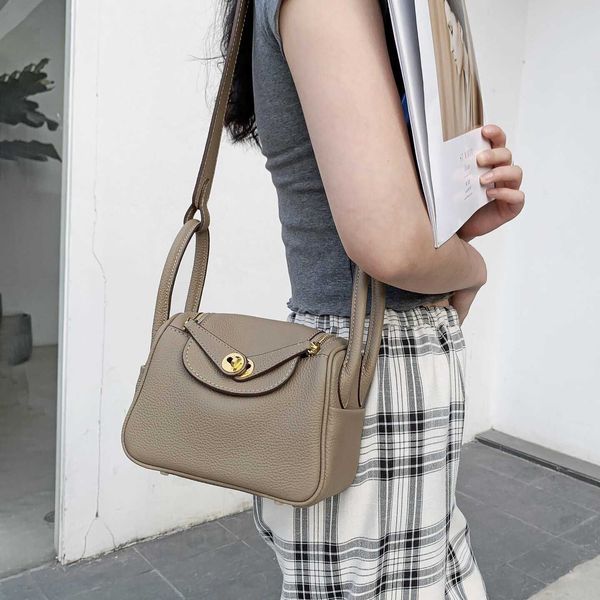 designer original luxury new bags lindys bag mini pillow wrap layer togo cowhide women's single shoulder messenger doctor's 6 2y8f
designer original luxury new bags lindys bag mini pillow wrap layer togo cowhide women's single shoulder messenger doctor's 6 2y8f