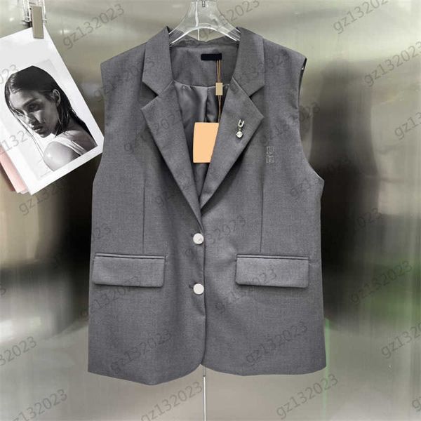 brand tanks camis custom metal brooch embellished lapel sleeveless suit vest two buttons open regular version trendy slim commuter style wom, White
brand tanks camis custom metal brooch embellished lapel sleeveless suit vest two buttons open regular version trendy slim commuter style wom, White