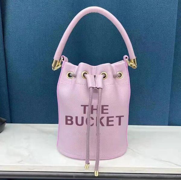 2023 totes marc the tote bag bucket bags for women designer bags mj casual designers handbag shoulder bag purse, Red;black
2023 totes marc the tote bag bucket bags for women designer bags mj casual designers handbag shoulder bag purse, Red;black