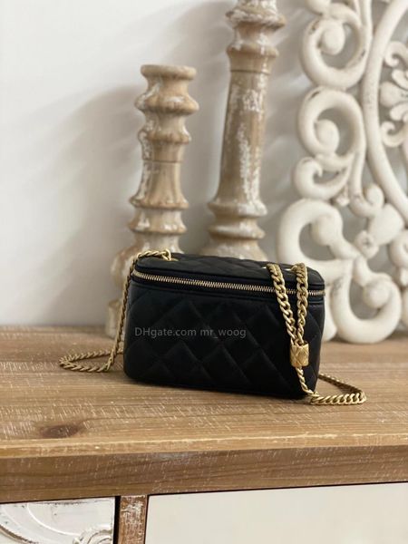 2023 shopping bag crossbody bag single shoulder bag chain mouth red envelope exquisite vintage 5a quality
2023 shopping bag crossbody bag single shoulder bag chain mouth red envelope exquisite vintage 5a quality