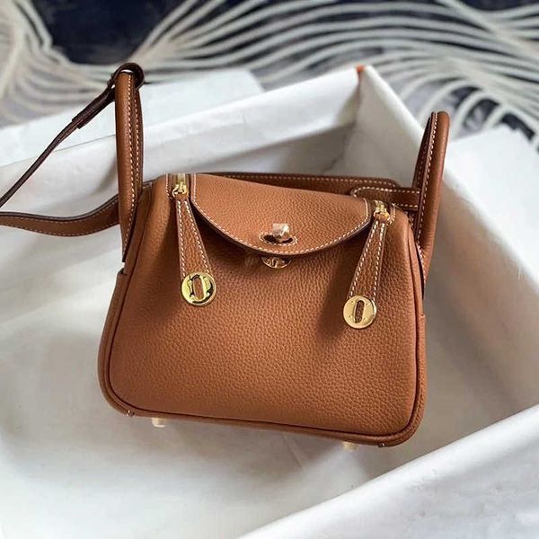 bags original designer classic luxury doctor medicine box bag litchi grain mini lindys head layer cow leather portable diagonal 1 4k30
bags original designer classic luxury doctor medicine box bag litchi grain mini lindys head layer cow leather portable diagonal 1 4k30