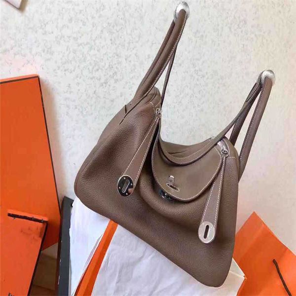 hand luxury designer bags original sewn wax thread h family lindys bag female original factory togo leather medicine box doctor travel shoul
hand luxury designer bags original sewn wax thread h family lindys bag female original factory togo leather medicine box doctor travel shoul
