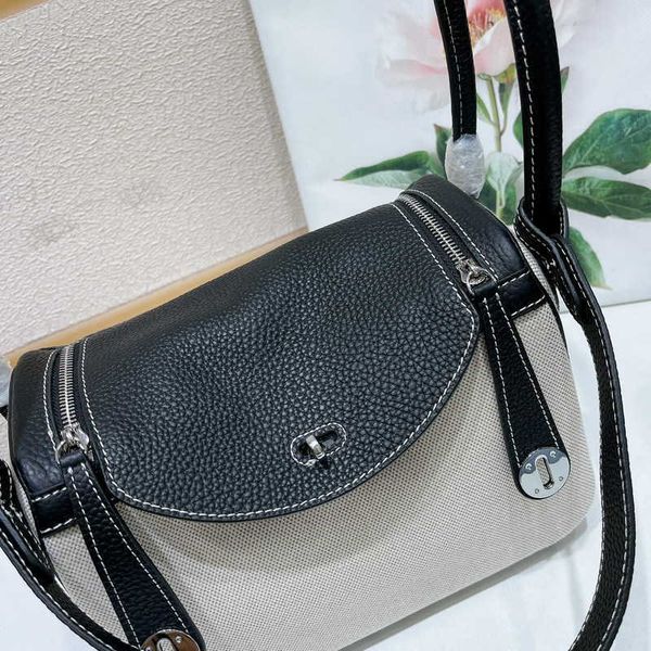 designer luxury bags 2023h original layer cow leather with linen canvas real lindys bag fashion good quality medicine case shoulder hand wwm
designer luxury bags 2023h original layer cow leather with linen canvas real lindys bag fashion good quality medicine case shoulder hand wwm
