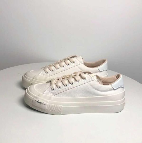 canvas flats sneakers women shoes color white pink orange black green comfortable outdoor size 36-40
canvas flats sneakers women shoes color white pink orange black green comfortable outdoor size 36-40