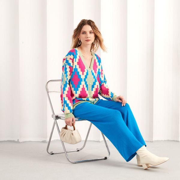 women's two piece pants pixel knitted tracksuit set winter knit sweater outfits and wide leg suits for 230310, White
women's two piece pants pixel knitted tracksuit set winter knit sweater outfits and wide leg suits for 230310, White