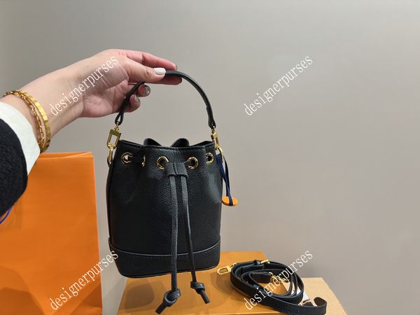 tz classic printed nano bucket bag mini drawstring handbags fashion shoulder crossbody bags women tote bag outdoor shopping weekend handle t
tz classic printed nano bucket bag mini drawstring handbags fashion shoulder crossbody bags women tote bag outdoor shopping weekend handle t