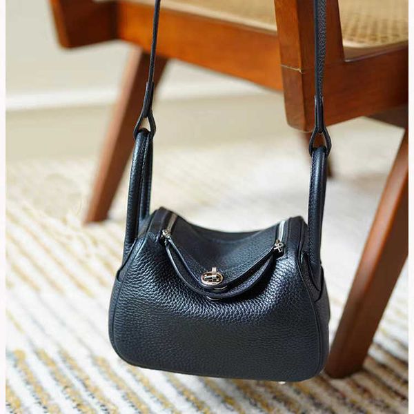 designer original luxury superior bags quality 2023 new mini lindys bag leather women's portable diagonal pillow 276f have logo
designer original luxury superior bags quality 2023 new mini lindys bag leather women's portable diagonal pillow 276f have logo