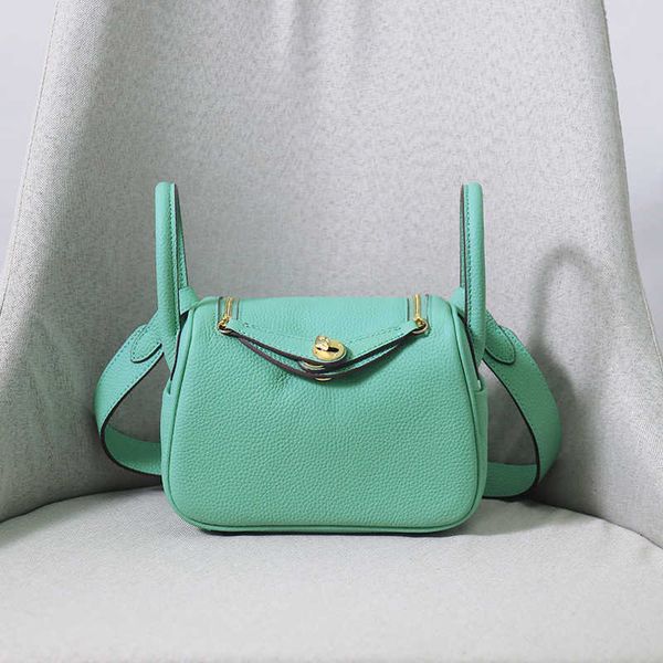 cross-body luxury bags original designer bag for women mini lindys doctor new cowhide portable one-shoulder medicine with gold 7 24r2
cross-body luxury bags original designer bag for women mini lindys doctor new cowhide portable one-shoulder medicine with gold 7 24r2