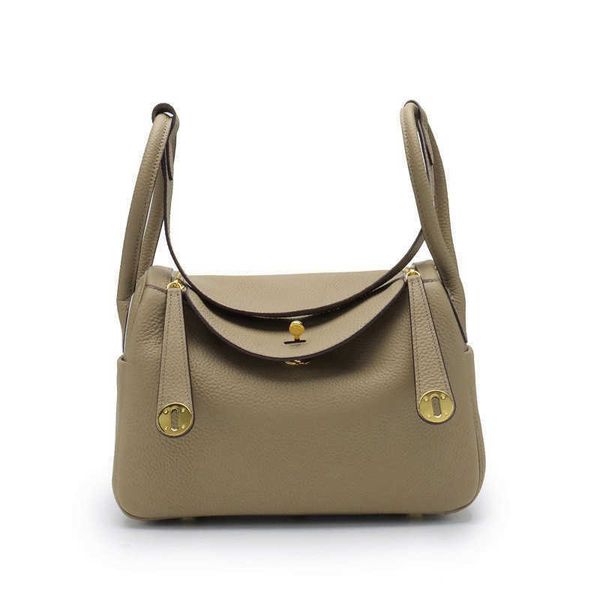 new brand bags original designer layer cow leather lychee pattern lindys bag doctor shoulder hand pillow gold buckle 4 5s00
new brand bags original designer layer cow leather lychee pattern lindys bag doctor shoulder hand pillow gold buckle 4 5s00