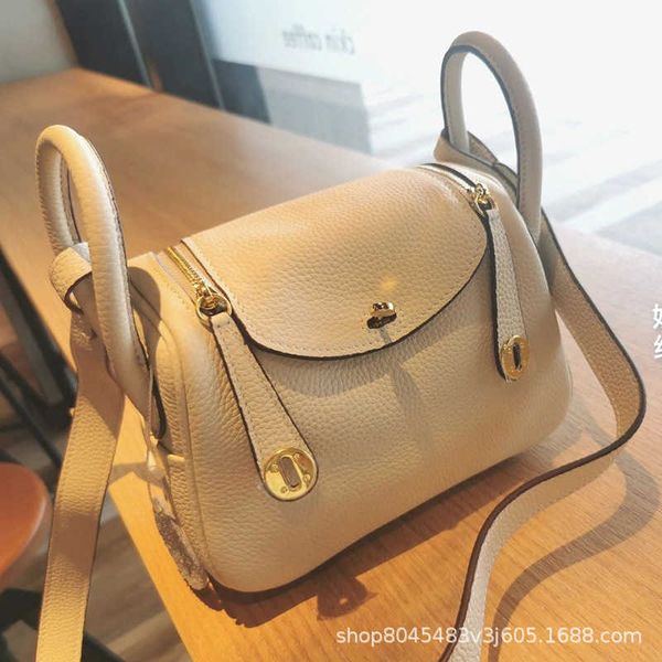 bag luxury bags original designer 2023 new head layer cowhide lindys bag mini doctor leather shoulder pillow female 9e5g
bag luxury bags original designer 2023 new head layer cowhide lindys bag mini doctor leather shoulder pillow female 9e5g