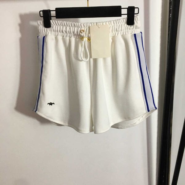 23ss women designer brand shorts side webbing elastic waist casual shorts summer pants high waist shortss high end slim womens clothing, White;black
23ss women designer brand shorts side webbing elastic waist casual shorts summer pants high waist shortss high end slim womens clothing, White;black