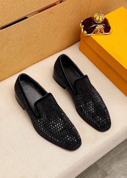 2023 men formal dress shoes masculino elegant suit oxford shoes brand designer men's casual office loafers size 38-45, Black
2023 men formal dress shoes masculino elegant suit oxford shoes brand designer men's casual office loafers size 38-45, Black