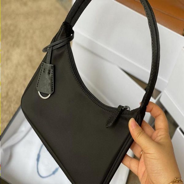totes women 2022 designers shoulder bag hobo handbags baguette nylon lady luxurys multiple colors fashion tote purse texio
totes women 2022 designers shoulder bag hobo handbags baguette nylon lady luxurys multiple colors fashion tote purse texio