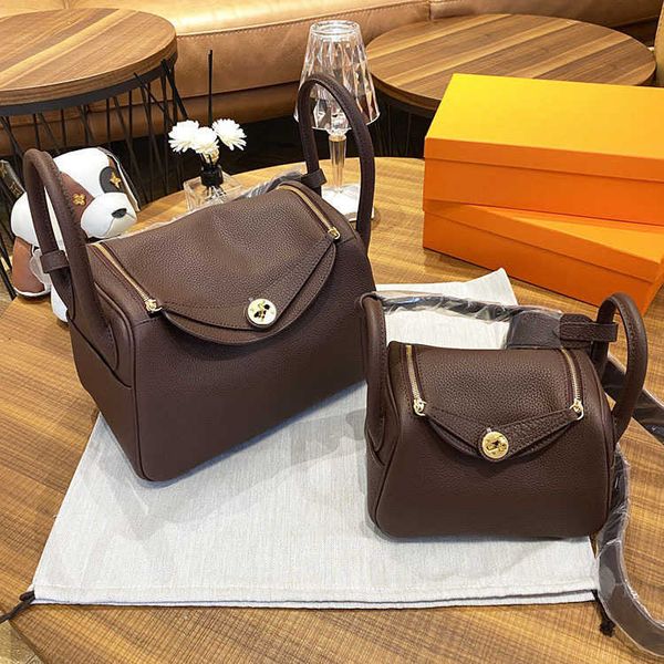 togo luxury bags original designer pilindys bag women's high-grade headfelt cowhide 2023 new single-shoulder cross-body doctor's p
togo luxury bags original designer pilindys bag women's high-grade headfelt cowhide 2023 new single-shoulder cross-body doctor's p