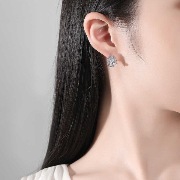 earing jinser zircon temperament personality female premium feel water drops earrings small people light luxury full of diamond, Golden
earing jinser zircon temperament personality female premium feel water drops earrings small people light luxury full of diamond, Golden