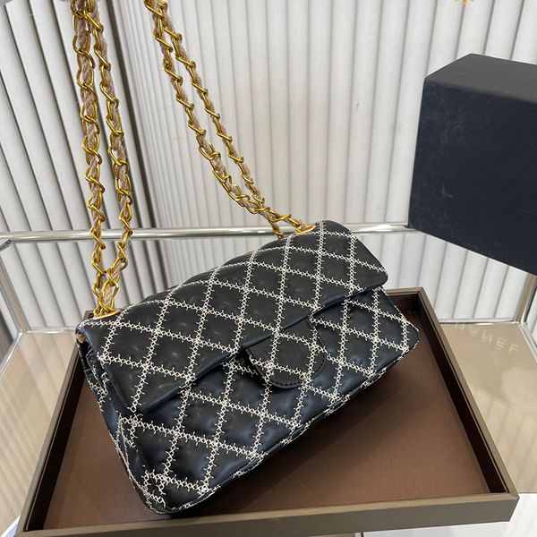 luxurys handbag designer bag crossbody purse fashion shoulder bags leather women wallet classic diamond tote bag chain bags 4 colors flap so
luxurys handbag designer bag crossbody purse fashion shoulder bags leather women wallet classic diamond tote bag chain bags 4 colors flap so